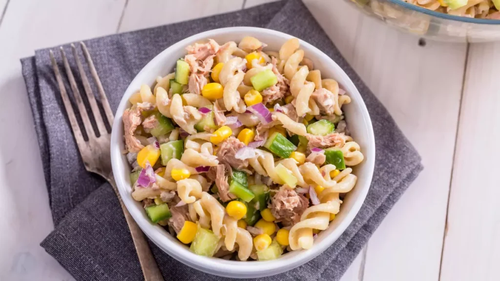 salade de pathes thon